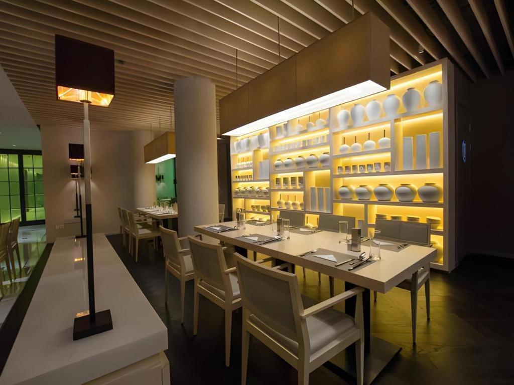 Hotel Jinjiang Metropolo Classiq Jing'an Temple 4*