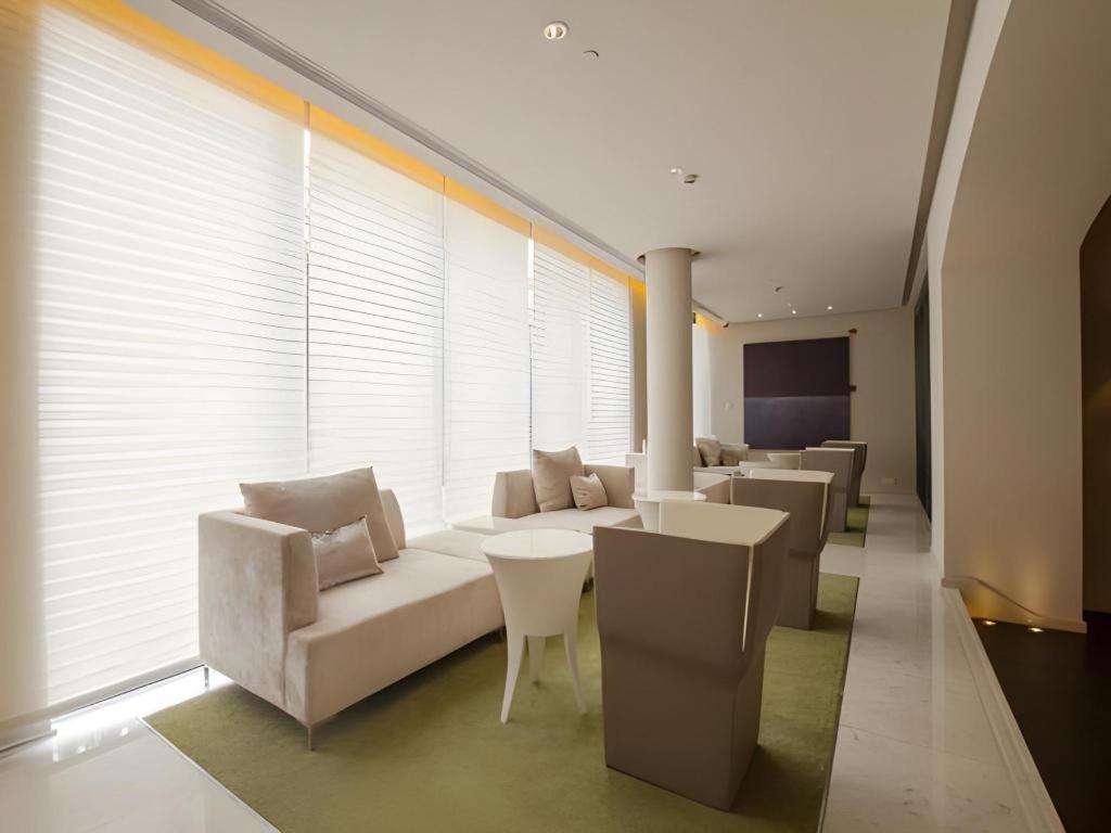 Hotel Jinjiang Metropolo Classiq Jing'an Temple 4*